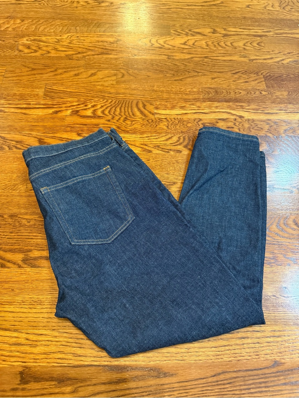 Everlane Mid Rise Dark Wash Straight Women’s Size: 33 Reg Denim Jeans